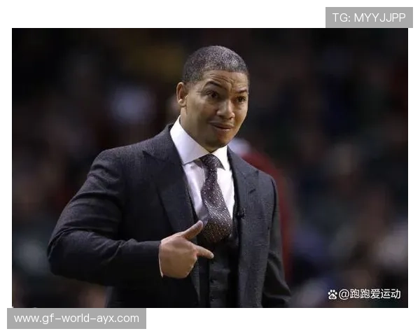 快船被逆转，泰伦卢战术布置饱受质疑，泰伦卢什么时候去的快船